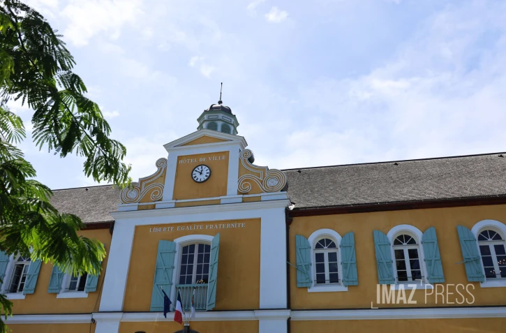 hotel de ville de saint-pierre 