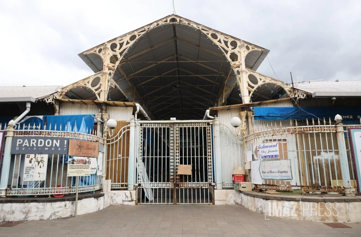 fermeture du grand marché de saint-denis 