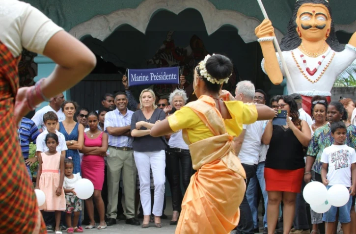 La candidate du FN à Saint-Louis de la Réunion le 27 novembre 2016