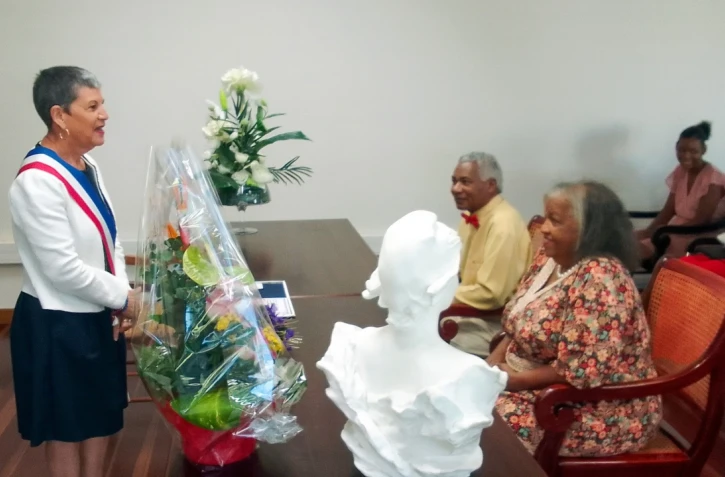 Le Port : les époux Majani et Pothin fêtent leurs 50 ans de mariage
