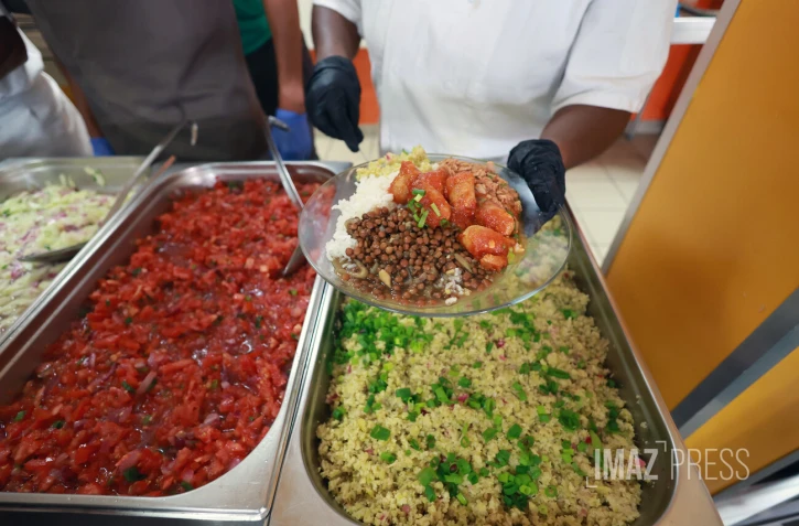 restauration scolaire la possession 