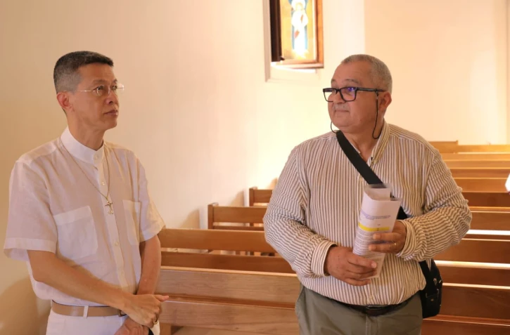 Saint-Pierre : l’évêque visite les églises en rénovation