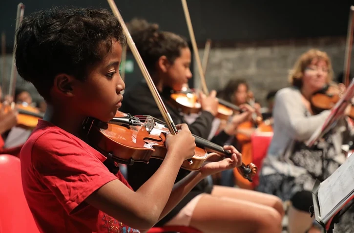 Les enfants de Démos Nord Réunion s'envolent pour la Philharmonie de Paris