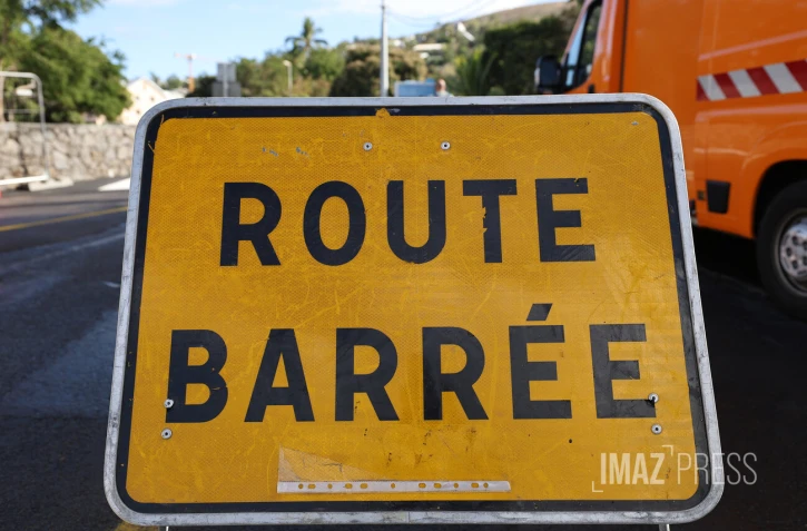 panneau route barrée drr