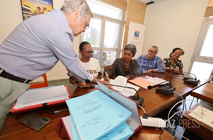 signature acte de vente de LTS 2025 