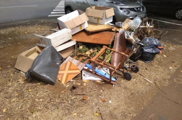 Déchèterie sauvage à Saint-Denis