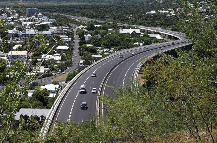route des tamarins 