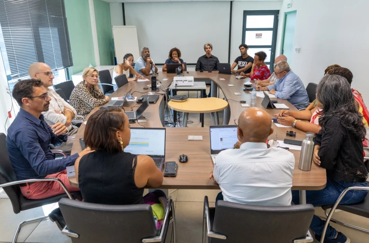Saint-Denis: les élus rencontrent les bailleurs sociaux et "exigent des réponses concrètes"