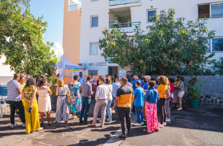 Le Port: Inauguration de local