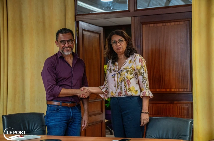 Le mairie du Port rencontre