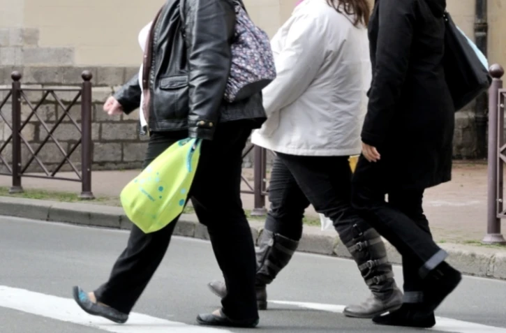 Surpoids et obésité ont globalement augmenté chez les Français entre 1996 et 2017, avec des différences entre les sexes ( AFP / PHILIPPE HUGUEN )