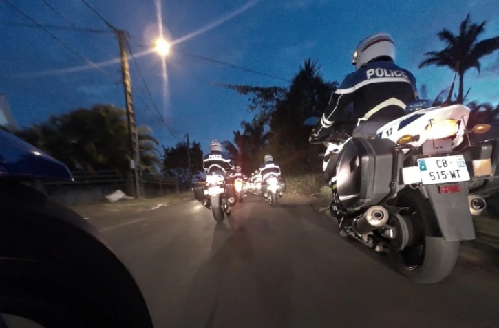 Contrôles routiers police saint denis saint pierre 4 décembre 2020