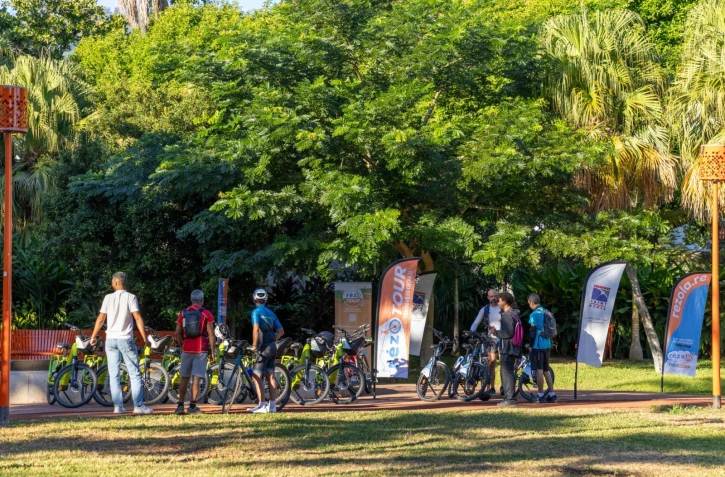 220 km en 5 jours : Saint-Denis relève le défi d'une mobilité autrement