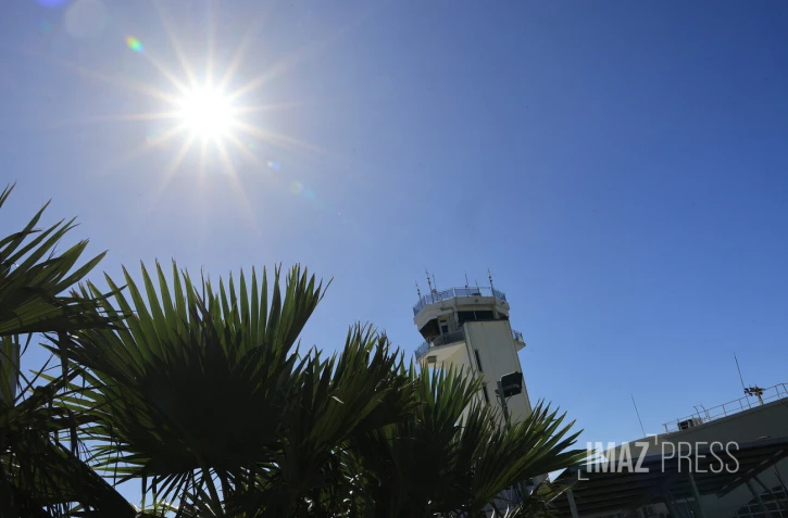 Aéroport de La Réunion Roland Garros