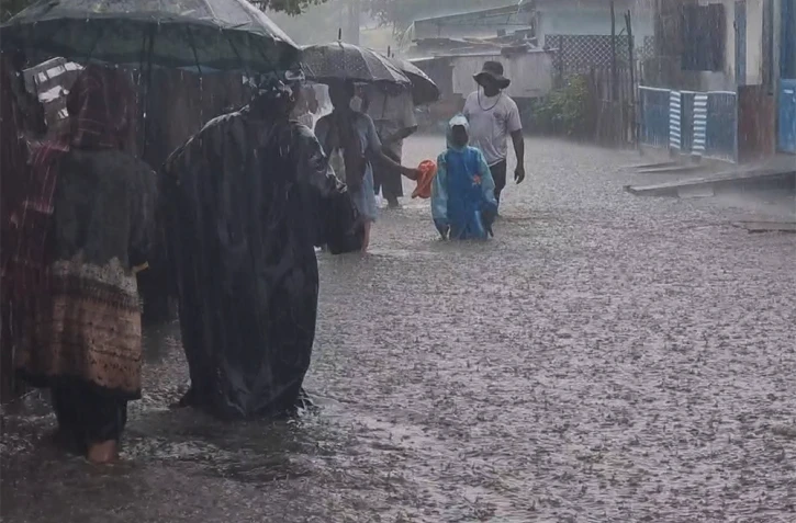 Le cyclone tropical Fytia se trouve à moins de 30 km des côtes malgaches, la Grande île en alerte