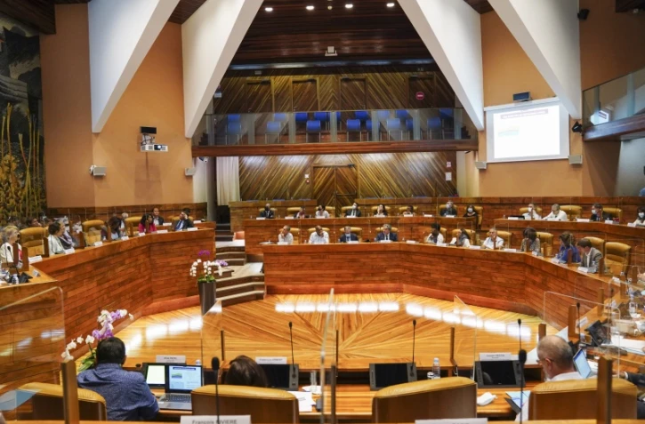  Région : Huguette Bello rencontre les proviseurs de l'île 