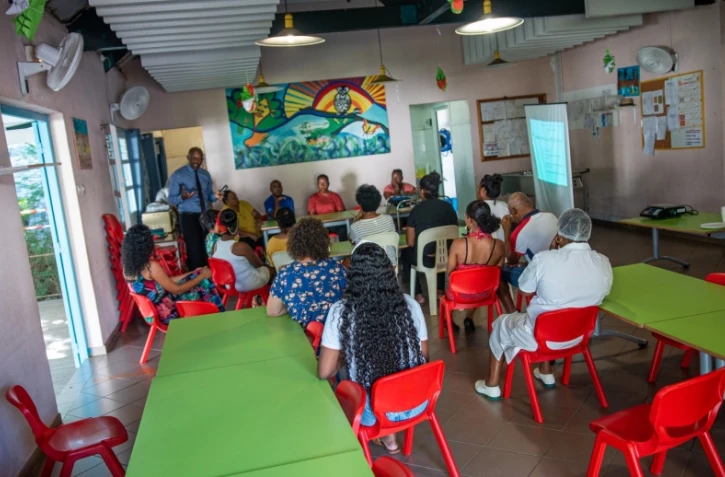 Le Port : une séance de sensibilisation sur le petit-déjeuner des enfants