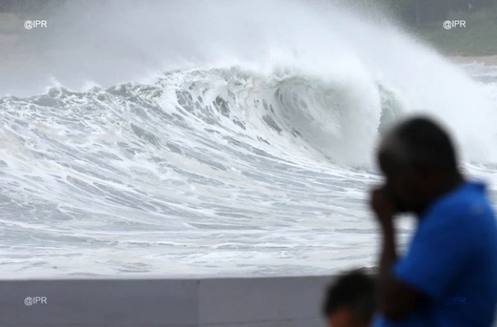 Felleng houle dans l\'Ouest