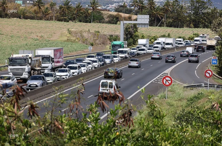 embouteillage quatre voies de sainte-marie