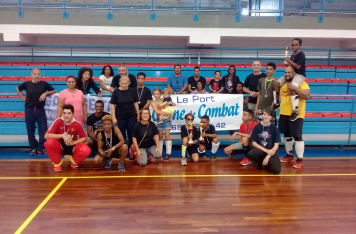 Canne de combat