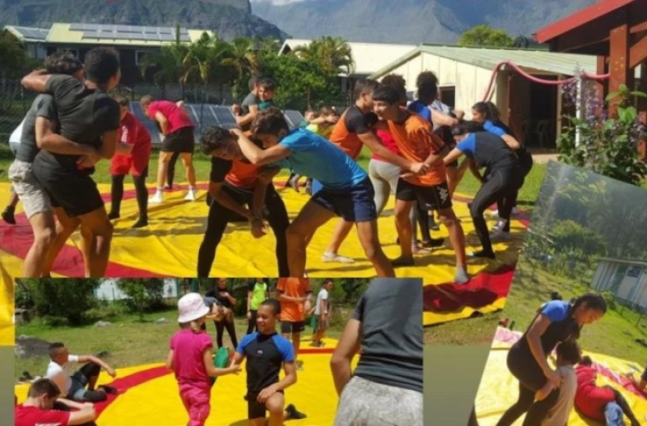 Le club de lutte de Saint-Joseph organsait des séances de sport à Mafate.