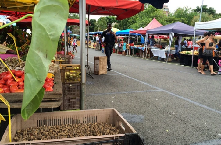 marché de piton saint-leu