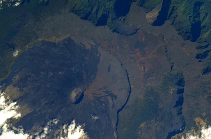 Thomas Pesquet photographie le Piton de la Fournaise depuis l'espace 