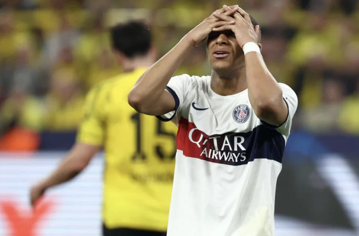 Le PSG s'est incliné contre le Borussia Dortmund en demi-finale aller de Ligue des champions. | PHOTO : FRANCK FIFE / AFP