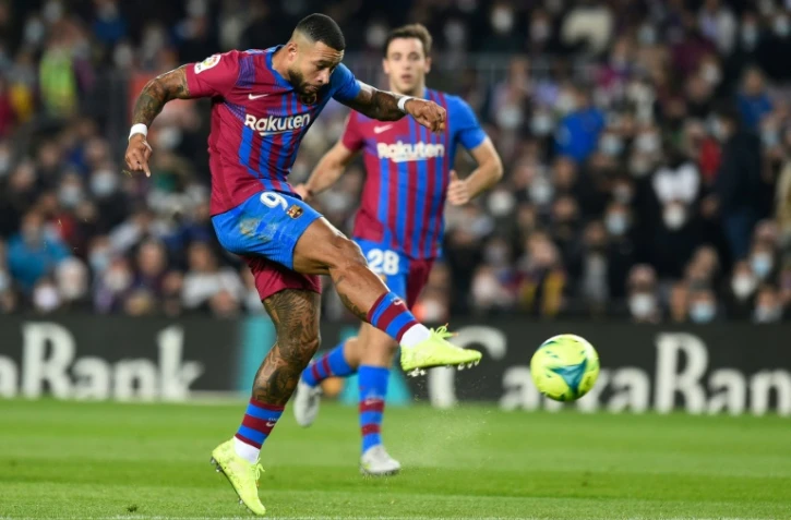 Memphis Depay, auteur de l'unique but du derby catalan, a offert un succès précieux au Barca de Xavi contre l'Espanyol, au Camp Nou, le 20 novembre 2021 
