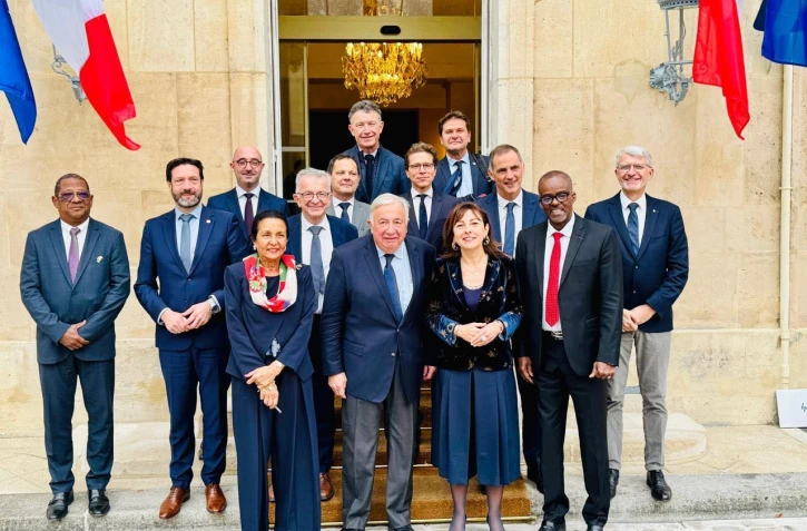 Région Réunion : Huguette Bello et une délégation de présidents de régions rencontrent le président du Sénat