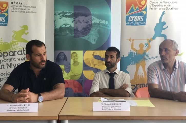 Colosse aux pieds d'argile