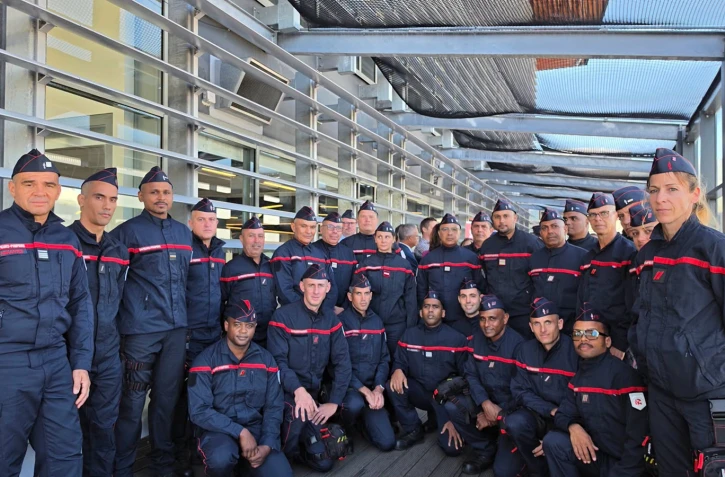 Mégafeu dans l'hexagone : 37 pompiers de La Réunion et de Mayotte envoyés en renfort