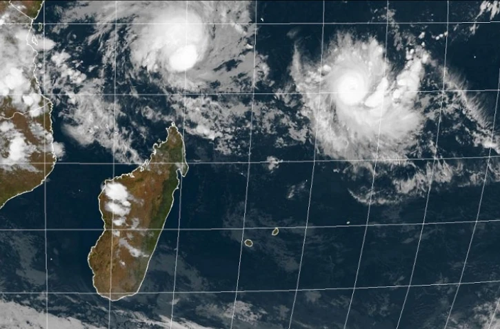 Un cyclone tropical très intense à 1355 km de La Réunion