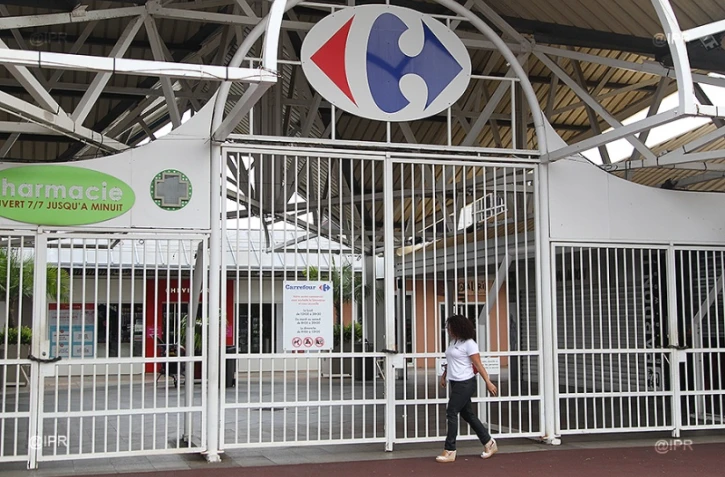 Carrefour Sainte-Clotilde