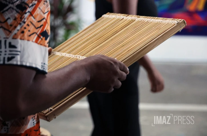 instrument de maloya, kayamb