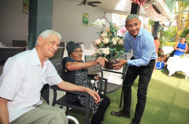  Saint-André : Valentine Assoune fête ses 100 ans