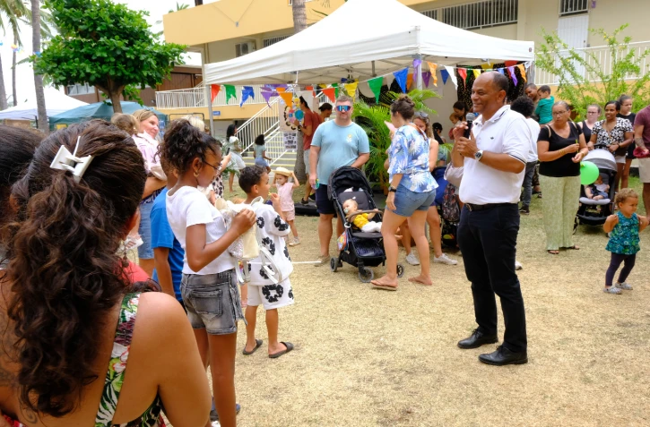 Saint-Paul : journée de la petite enfance, un moment convivial et créatif sur le front de mer
