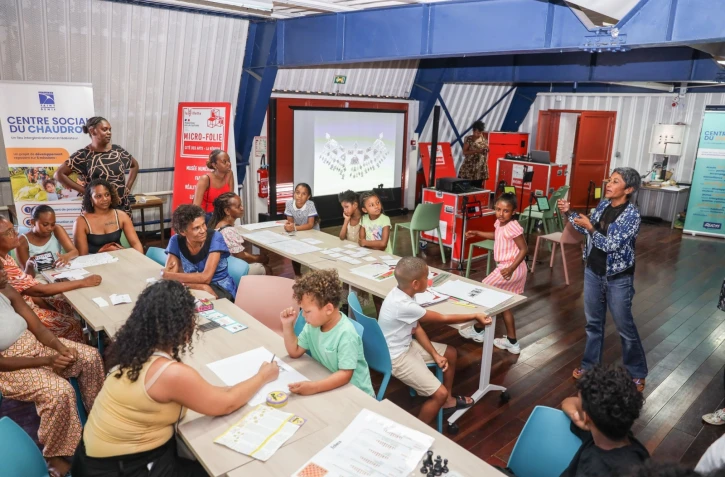 Saint-Denis : Micro-Folie, une exposition de jeunes photographes au Chaudron
