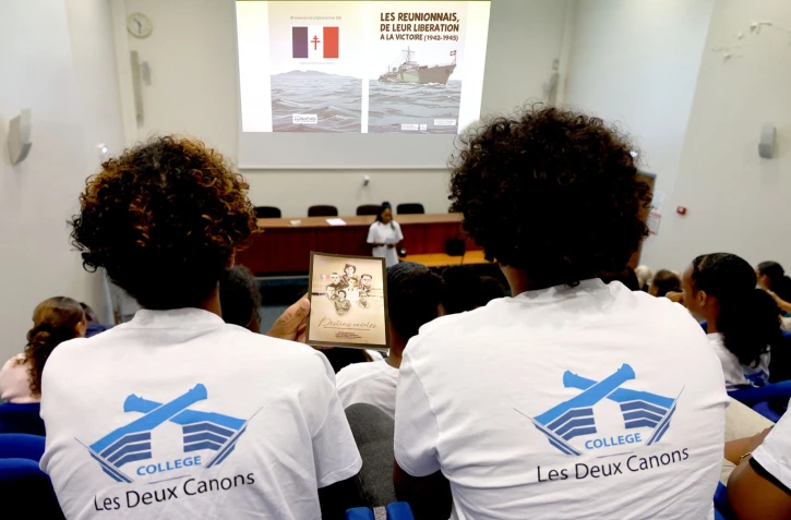 Département : les collégiens rendent hommage aux combattants réunionnais