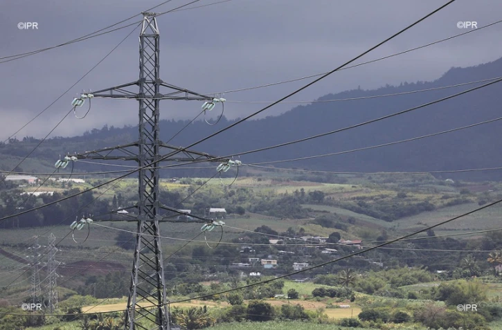 ligne à haute tension 