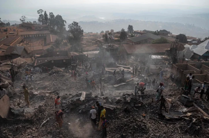 En RDC, la mort d’au moins 26 écoliers après un incendie à Bukavu suscite une vague d’émotion nationale 