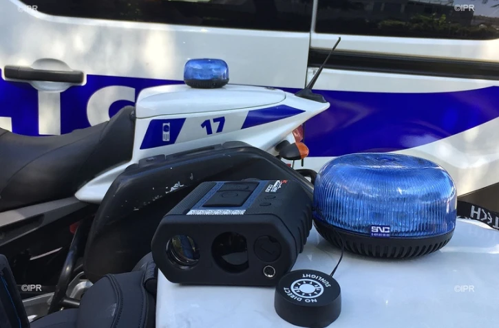 Jumelle radar de la Police Nationale