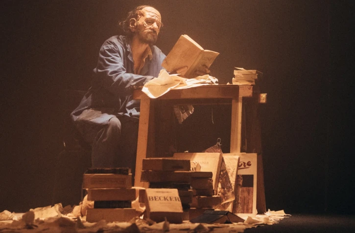 Une trop bruyante solitude