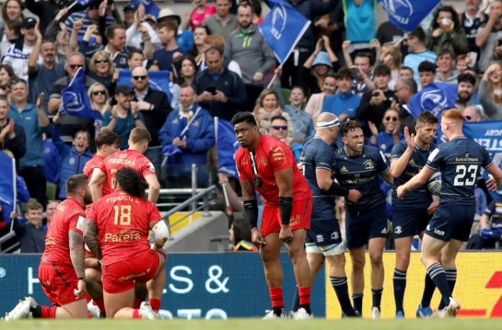La déception des joueurs toulousains après un essai du Leinster en demie-finale de la Coupe d'Europe à Dublin, le 14 mai 2022 