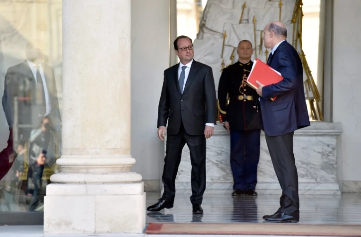 François Hollande à la sortie du conseil des ministres le 12 octobre 2016 à l'Elysée à Paris