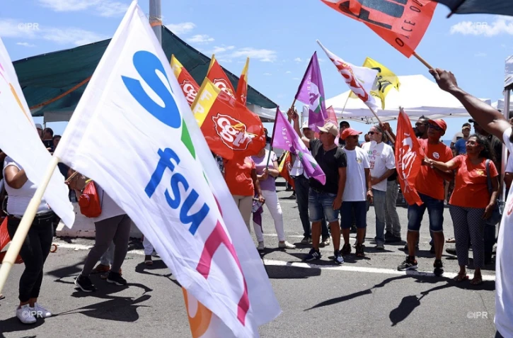 Rassemblement contre la réforme des retraites devant la CGSS de Saint-Denis le 16 janvier 2020