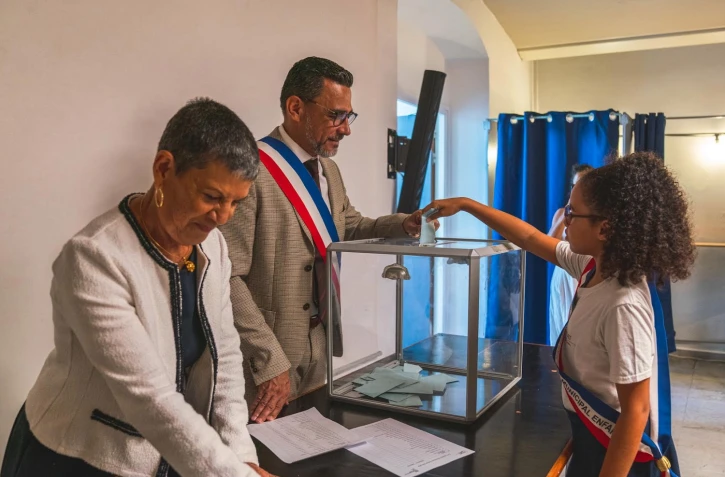 Le Port élit son Maire enfant pour le conseil municipal des jeunes