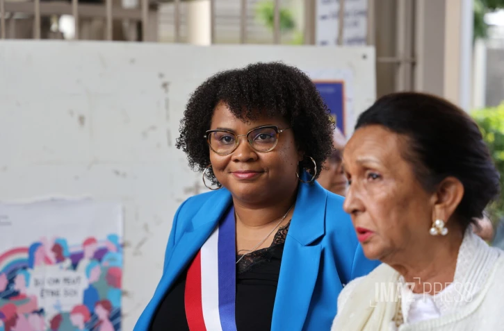 Huguette Bello et Juliana M'DOIHOMA 