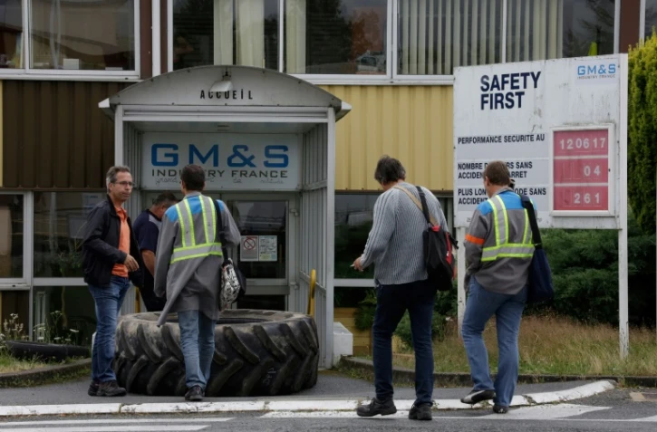 Des employés arrivent au site de GM&S, le 12 juillet 2017 à La Souterraine