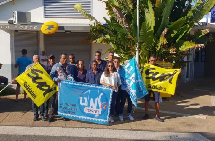 Quatrième jour de grève des facteurs de Saint-Gilles les Hauts